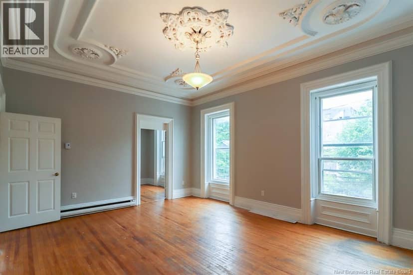 112 Queen Street — photo 10 of 31