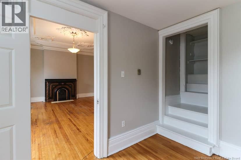 112 Queen Street — photo 11 of 31
