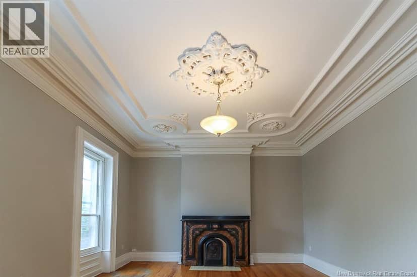 112 Queen Street — photo 7 of 31