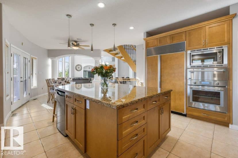 46 Kingsbury Cr — photo 27 of 40