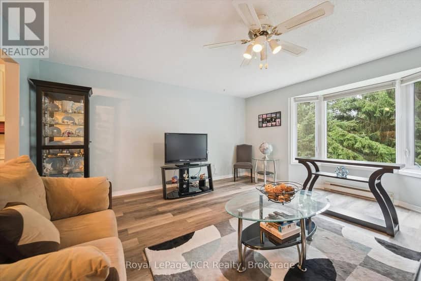 205 - 440 Durham Street W, Wellington North, photo 6