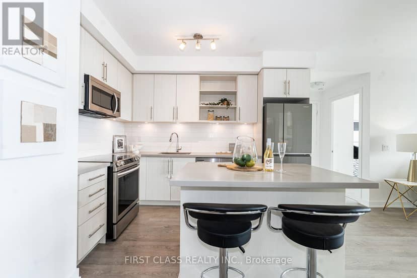 605 - 4699 Glen Erin Drive — photo 11 of 36