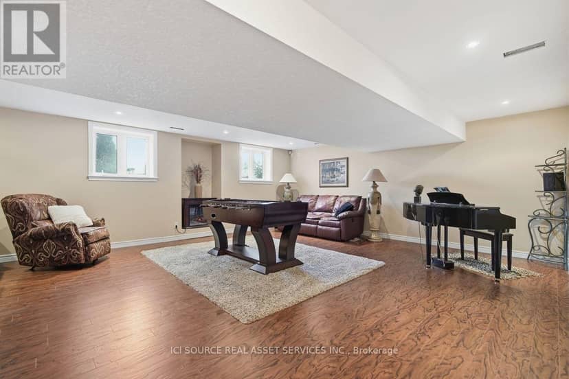 1017 Apricot Place — photo 35 of 40