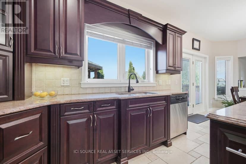 1017 Apricot Place — photo 17 of 40