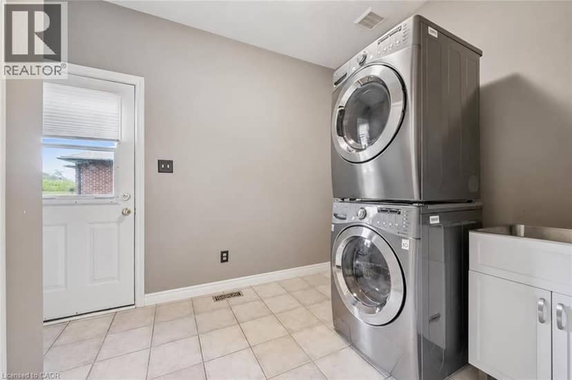12 TELFER GLEN Street — photo 19 of 35