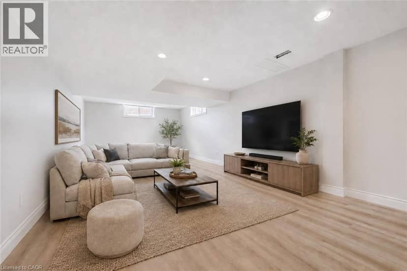 12 TELFER GLEN Street — photo 29 of 35