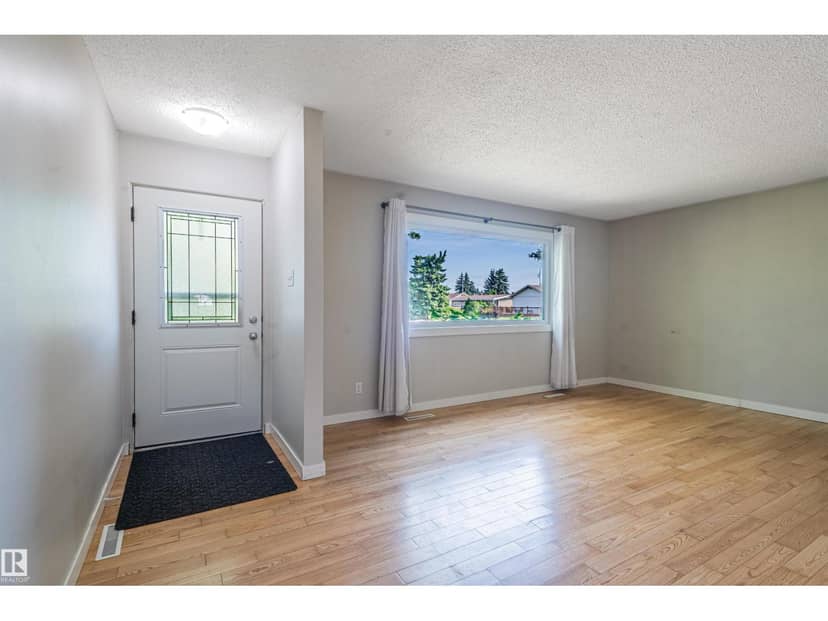 5207 103 AV NW, Edmonton, photo 8