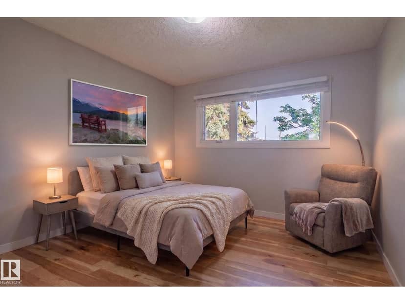 5207 103 AV NW — photo 28 of 40