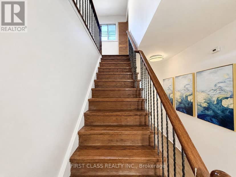 200 McNicoll Avenue — photo 13 of 31