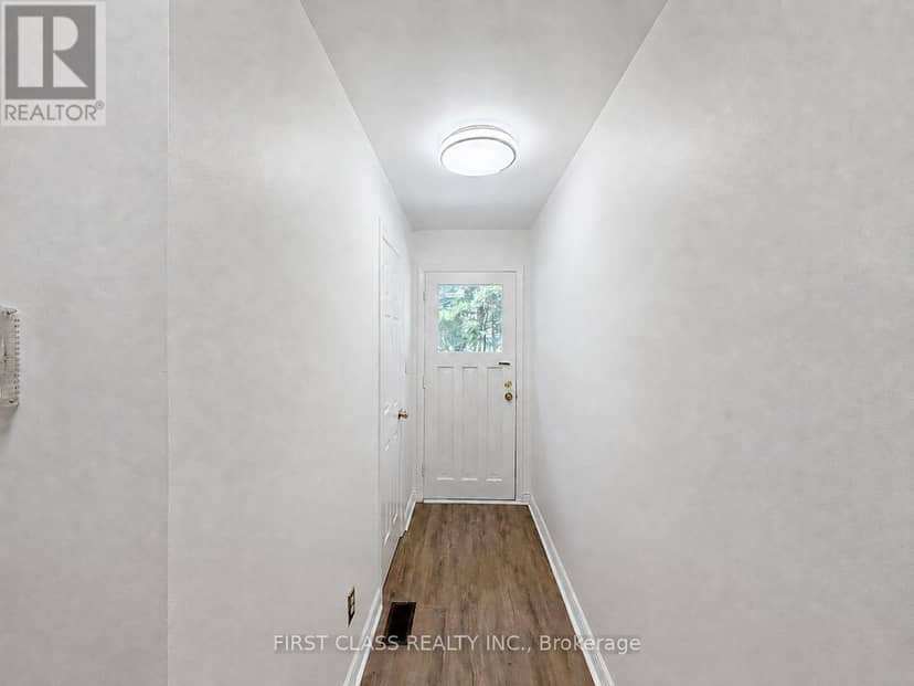 200 McNicoll Avenue — photo 11 of 31