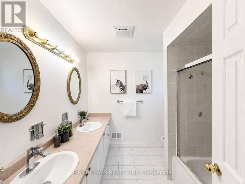 200 McNicoll Avenue — photo 21 of 31