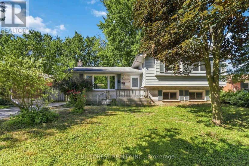 59 Scotchpine Crescent — photo 1 of 31