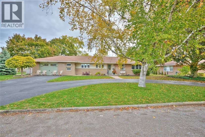123 FAIRVIEW Avenue W — photo 1 of 40