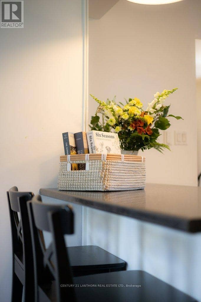 986 Black Road — photo 13 of 40