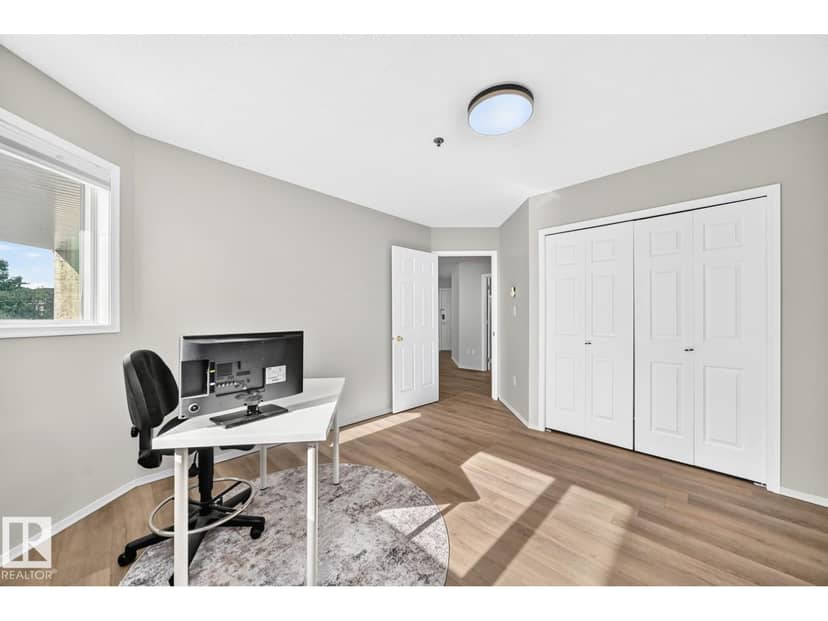 #208 2520 52 ST NW — photo 30 of 40