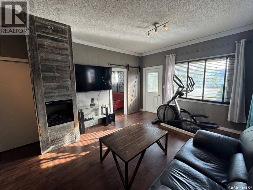 307 6th AVENUE E, Biggar, photo 7