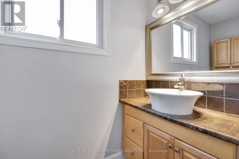 122 Laurel Street — photo 33 of 40