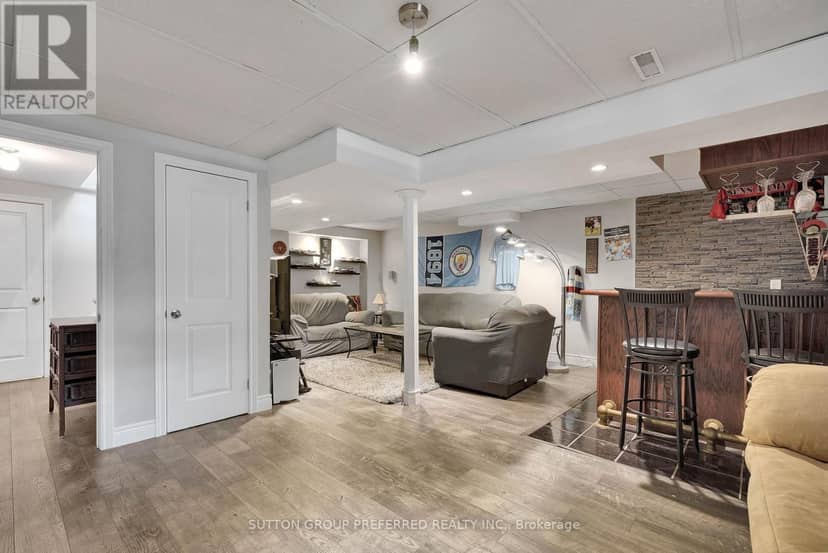 122 Laurel Street — photo 35 of 40