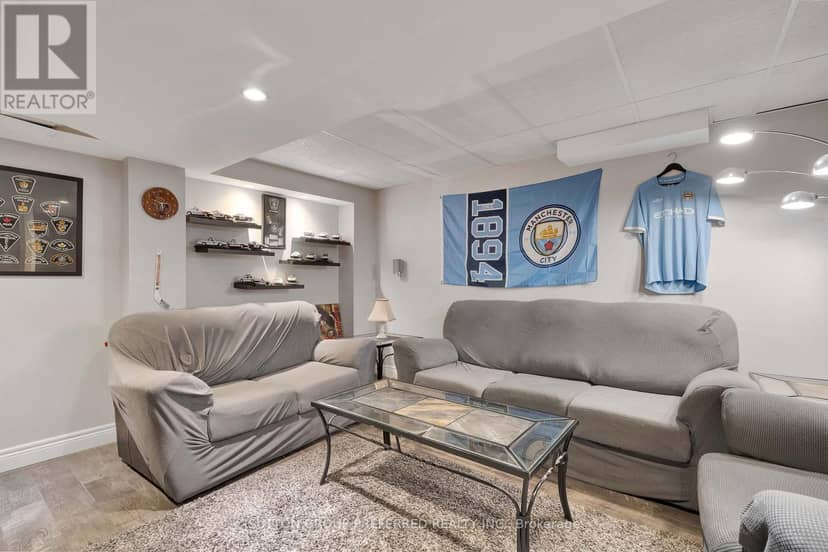 122 Laurel Street — photo 38 of 40