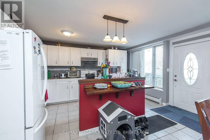 98 Chippawa Road — photo 9 of 20