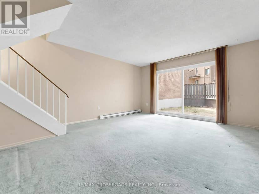 95 - 50 Scarborough Golf Club Road — photo 11 of 38