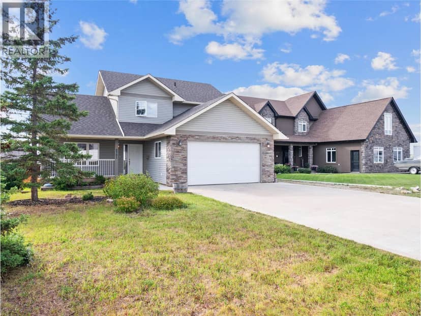 8705 19A Street, Dawson Creek