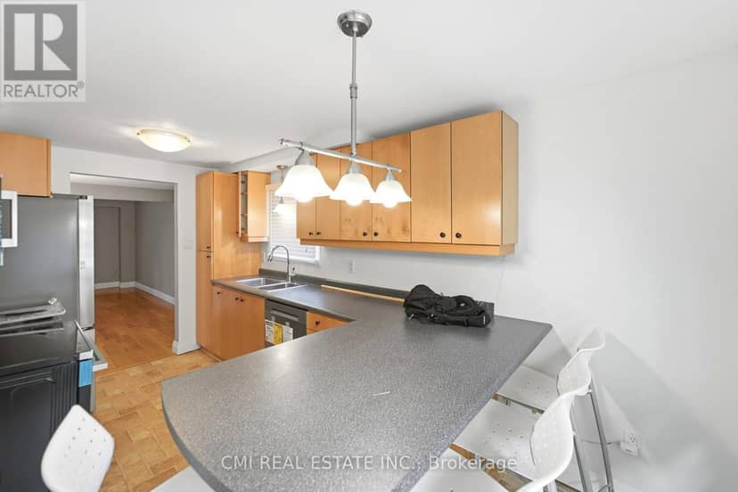 155 Foxhunt Road — photo 10 of 40