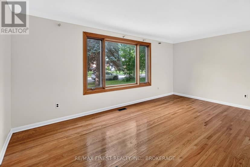 92 Cliff Crescent — photo 21 of 37