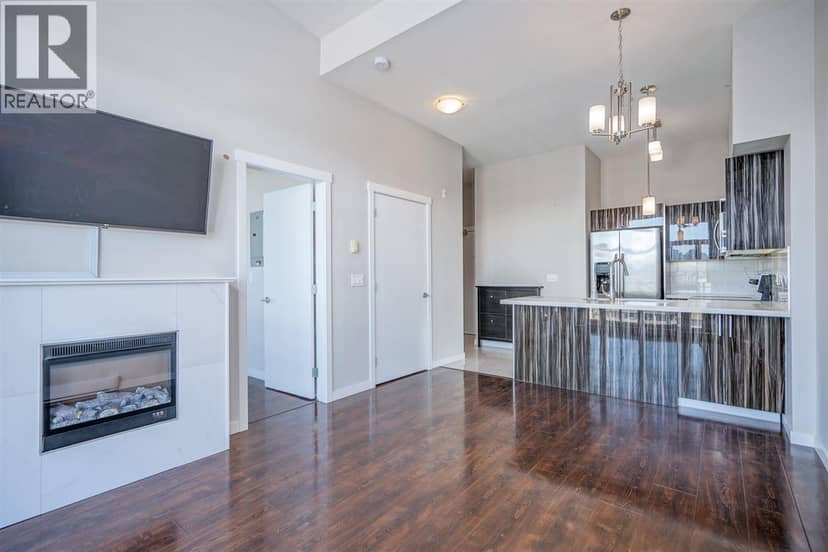 PH 606 22318 LOUGHEED HIGHWAY, Maple Ridge, photo 2