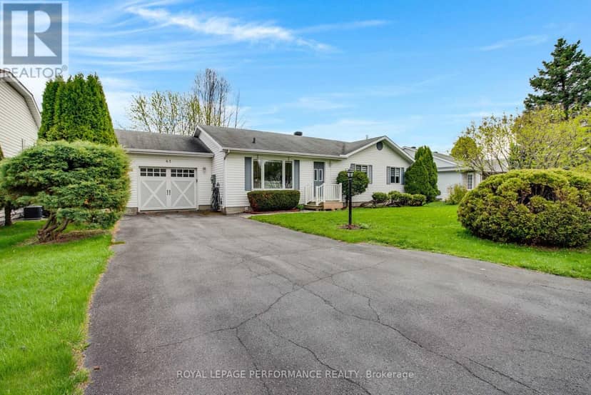 6277 Macrae Court, South Glengarry
