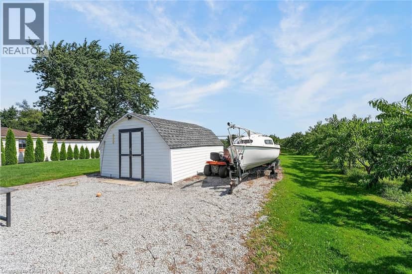 423 READ Road — photo 36 of 40