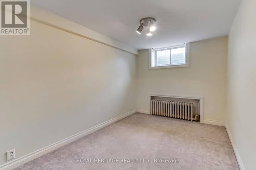 49 John Street E — photo 39 of 40