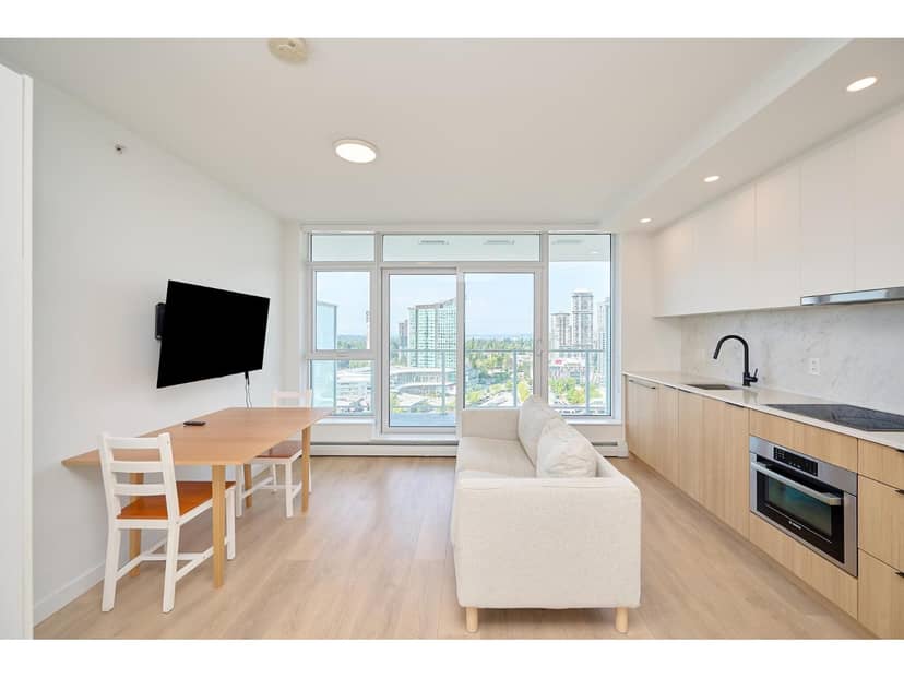 2610 13685 102 AVENUE, Surrey, photo 5