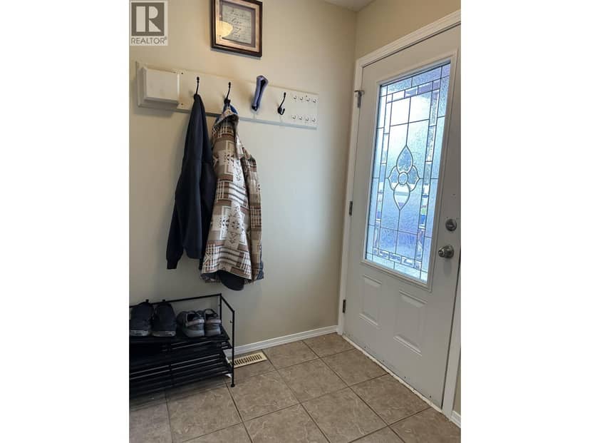 8728 81A STREET, Fort St. John, photo 2