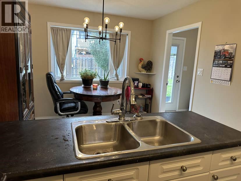 8728 81A STREET, Fort St. John, photo 5