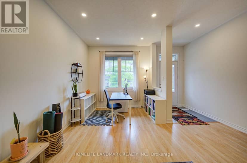97 Cornell Centre Boulevard — photo 4 of 40