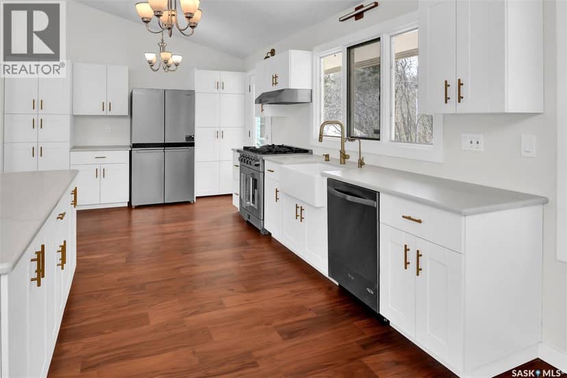 2113 Spadina CRESCENT E — photo 11 of 40