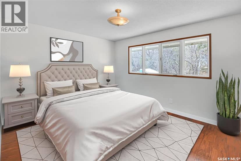2113 Spadina CRESCENT E — photo 14 of 40