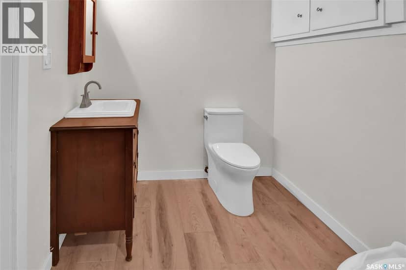 2113 Spadina CRESCENT E — photo 29 of 40
