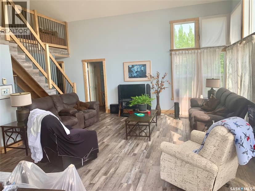 49 Lakeshore DRIVE — photo 2 of 8