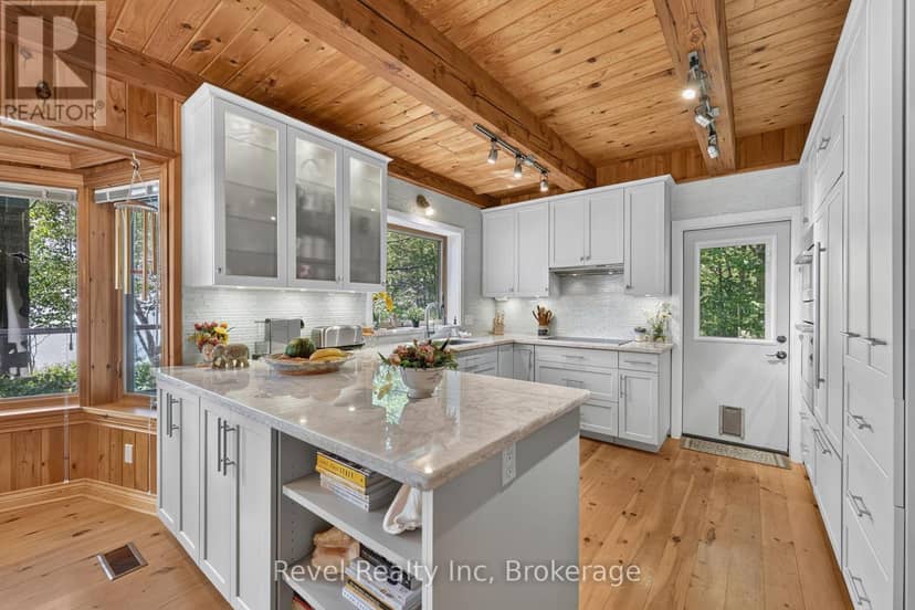 731 Concession 15 W — photo 11 of 38
