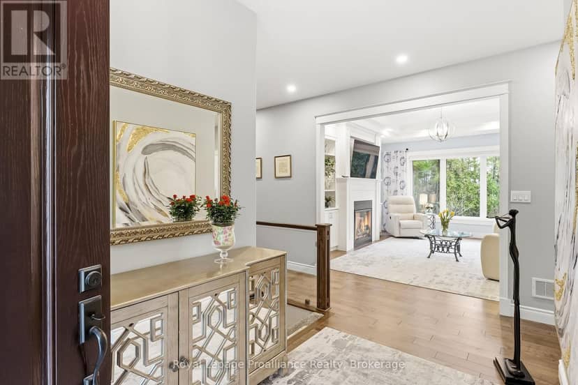 1 Cardinal Court — photo 4 of 40