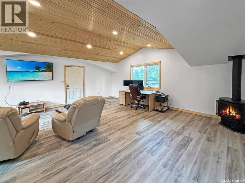 3 White Spruce CRESCENT — photo 5 of 40