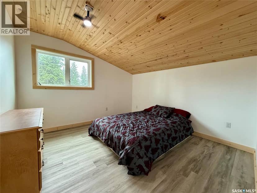 3 White Spruce CRESCENT — photo 13 of 40