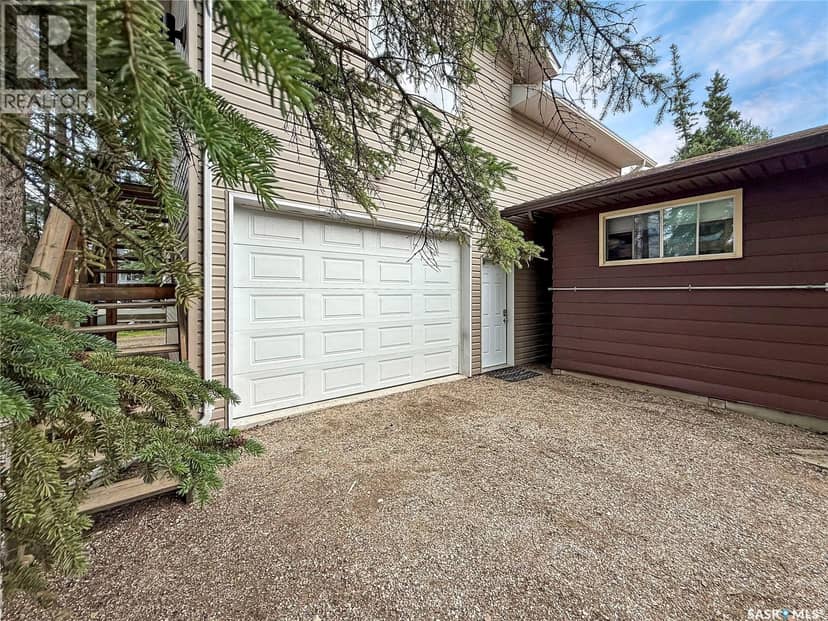 3 White Spruce CRESCENT — photo 4 of 40