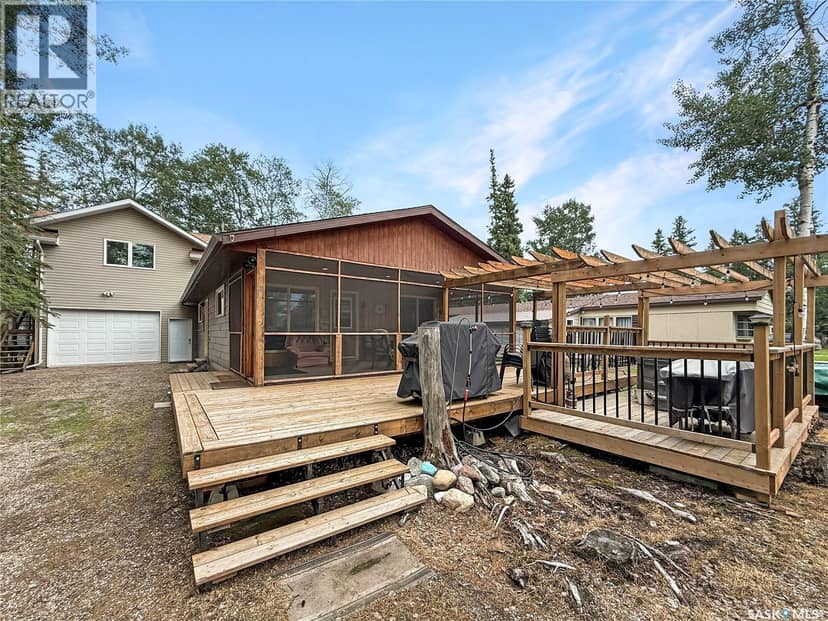 3 White Spruce CRESCENT — photo 2 of 40
