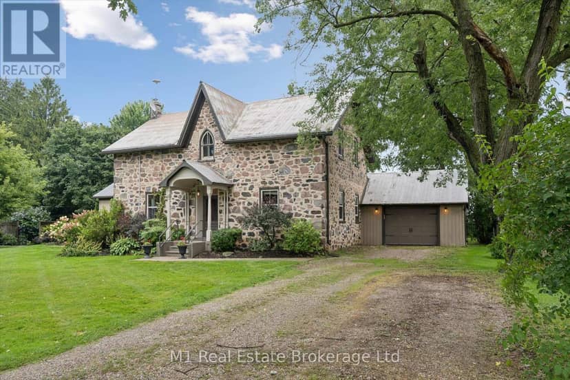 69 Katherine Street S — photo 1 of 40