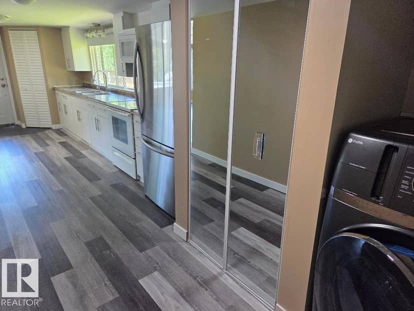 1618 Marine CR — photo 13 of 18