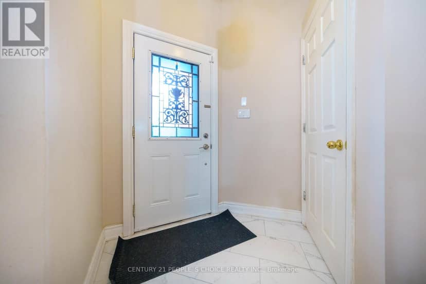 2296 Owlridge Drive, Oakville, photo 3