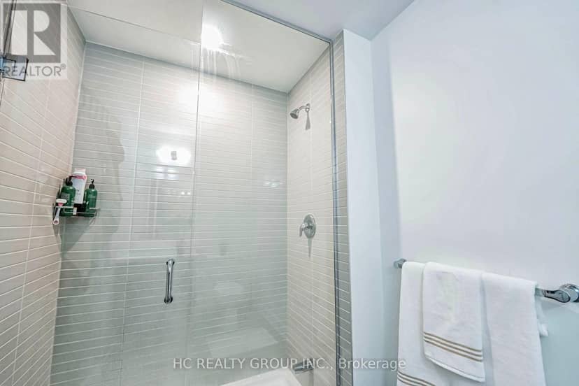 302 - 3220 William Coltson Ave Avenue E — photo 25 of 31
